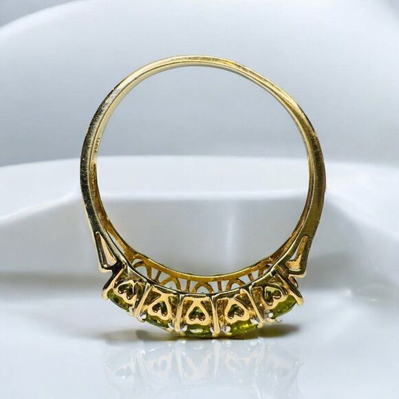 VINTAGE- 10k Gold- Natural Peridot & Diamond Ring -2 CARAT T.W- Size 10 -2.1g - Picture 15 of 16